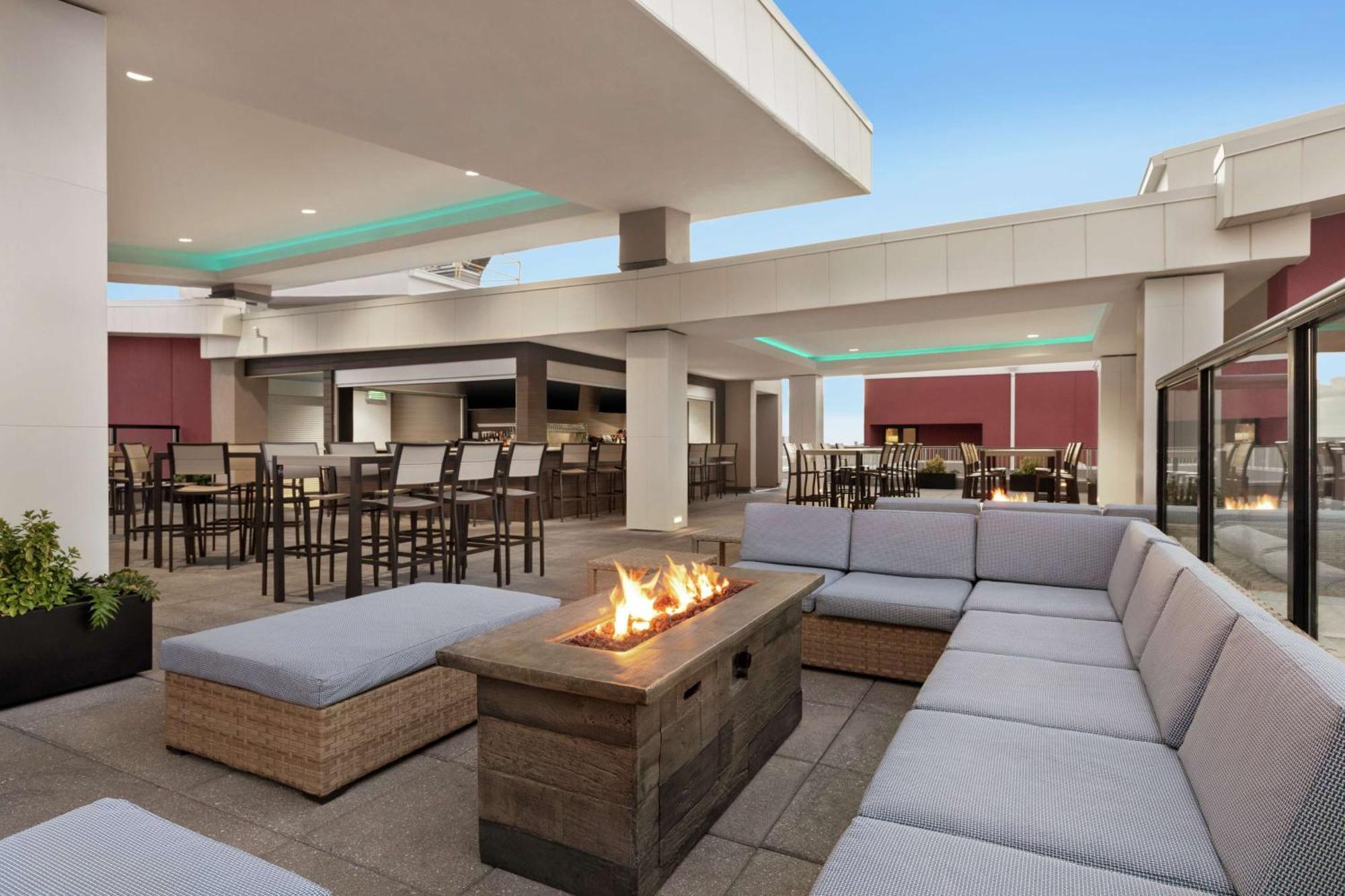 Embassy Suites By Hilton Wilmington Riverfront Εξωτερικό φωτογραφία