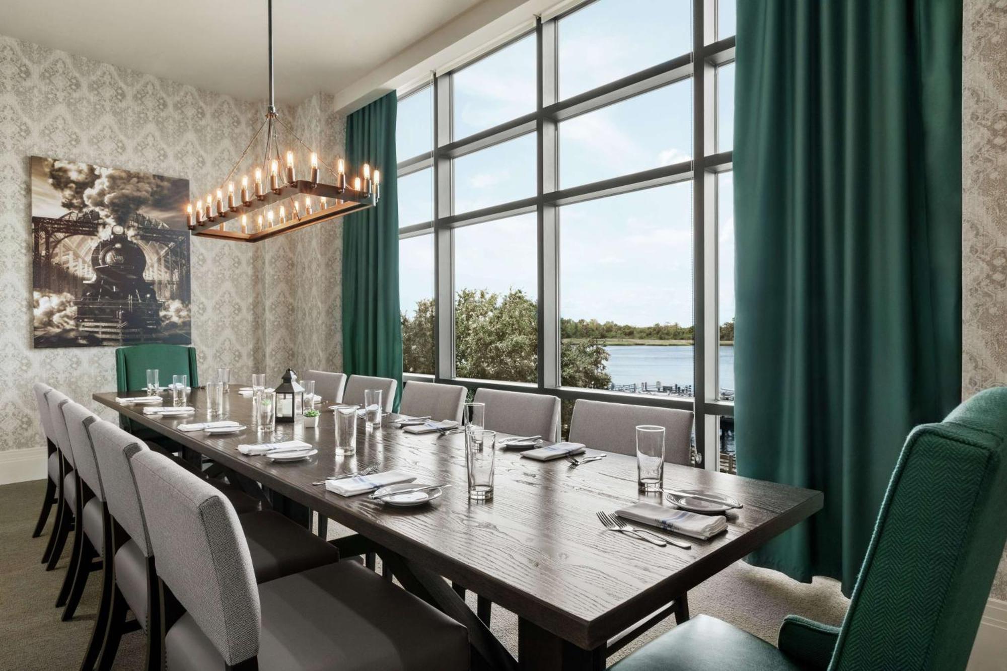 Embassy Suites By Hilton Wilmington Riverfront Εξωτερικό φωτογραφία