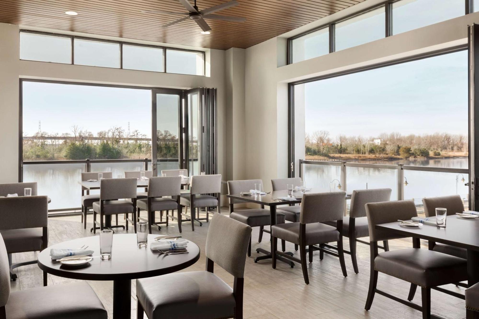 Embassy Suites By Hilton Wilmington Riverfront Εξωτερικό φωτογραφία